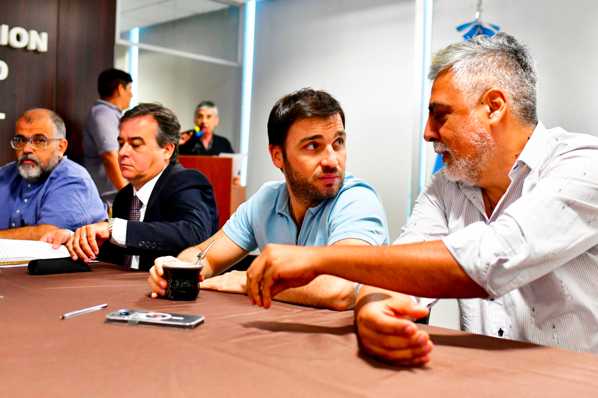 Torres propone que los docentes cobren un 15 % ms que el resto de los estatales